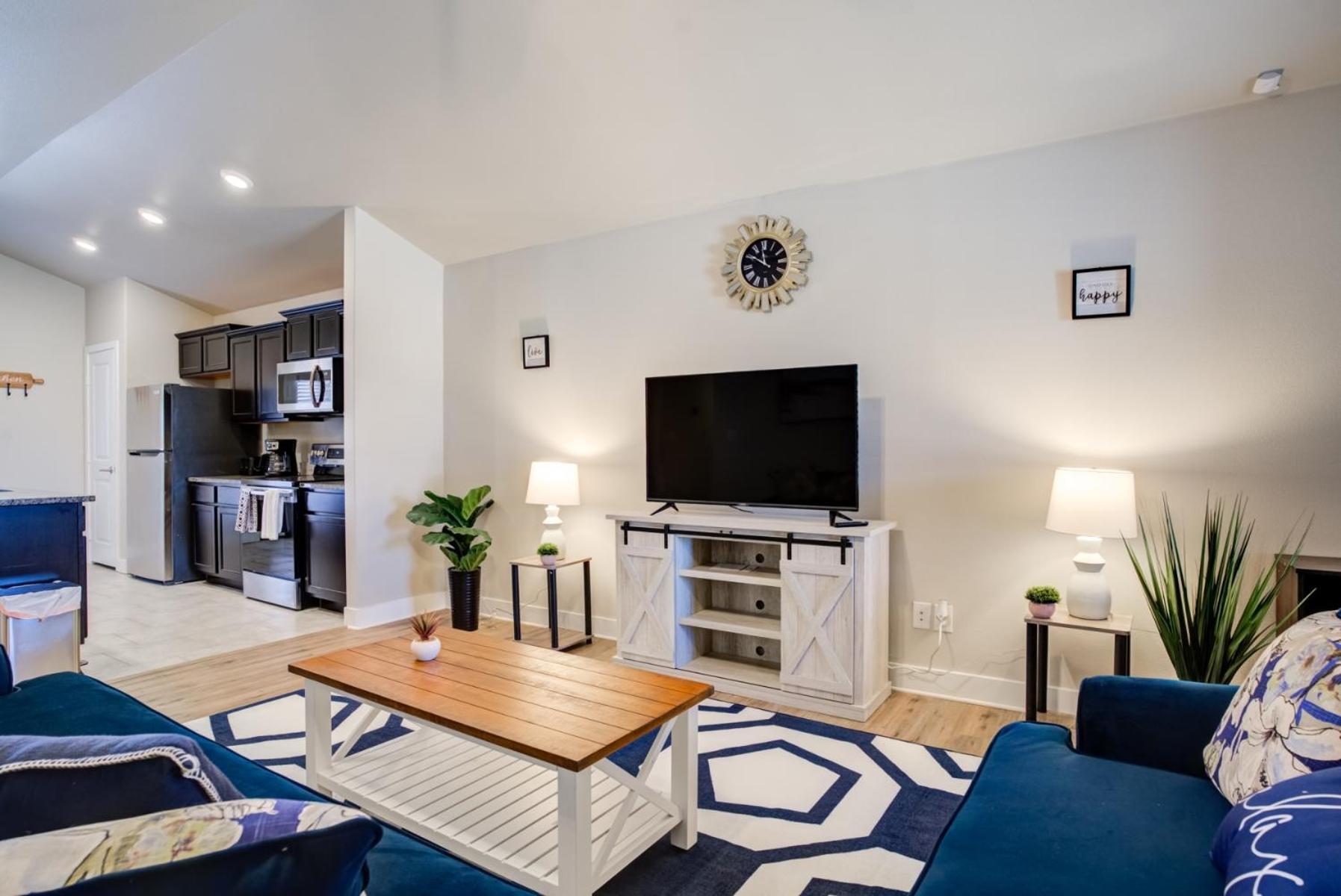 Milano Lodge - Cozy Retreat 拉伯克 外观 照片